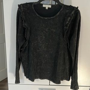 Like new cotton faded washed shirt black  with ruffled sides in xl